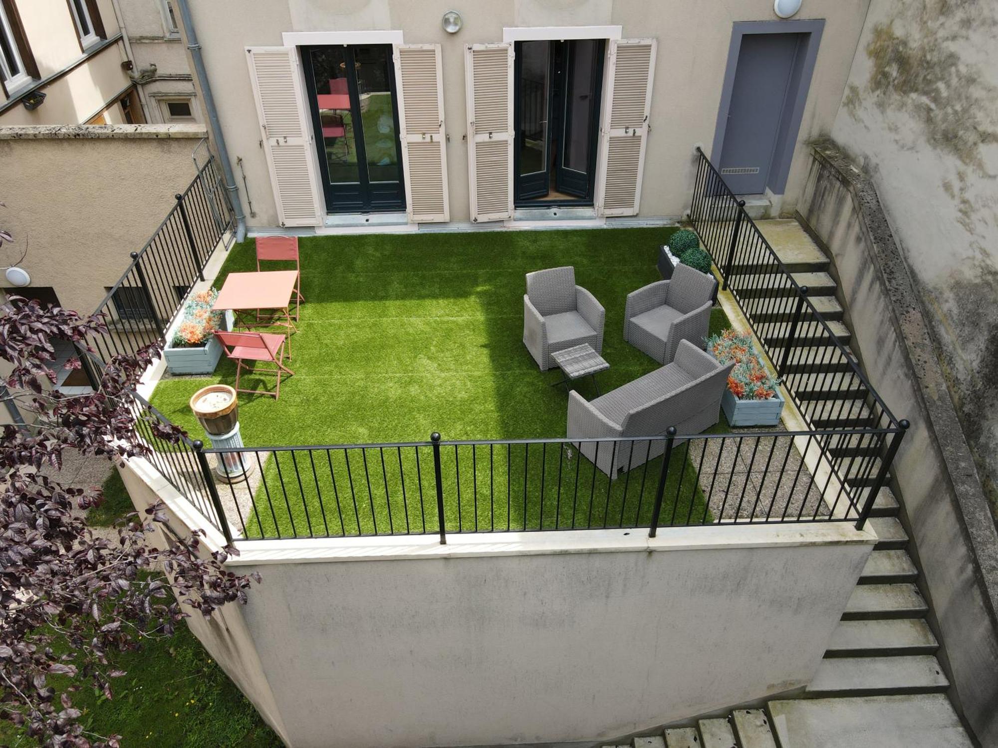 Ferienwohnung Les Terrasses Du Bouchon Troyes Exterior foto